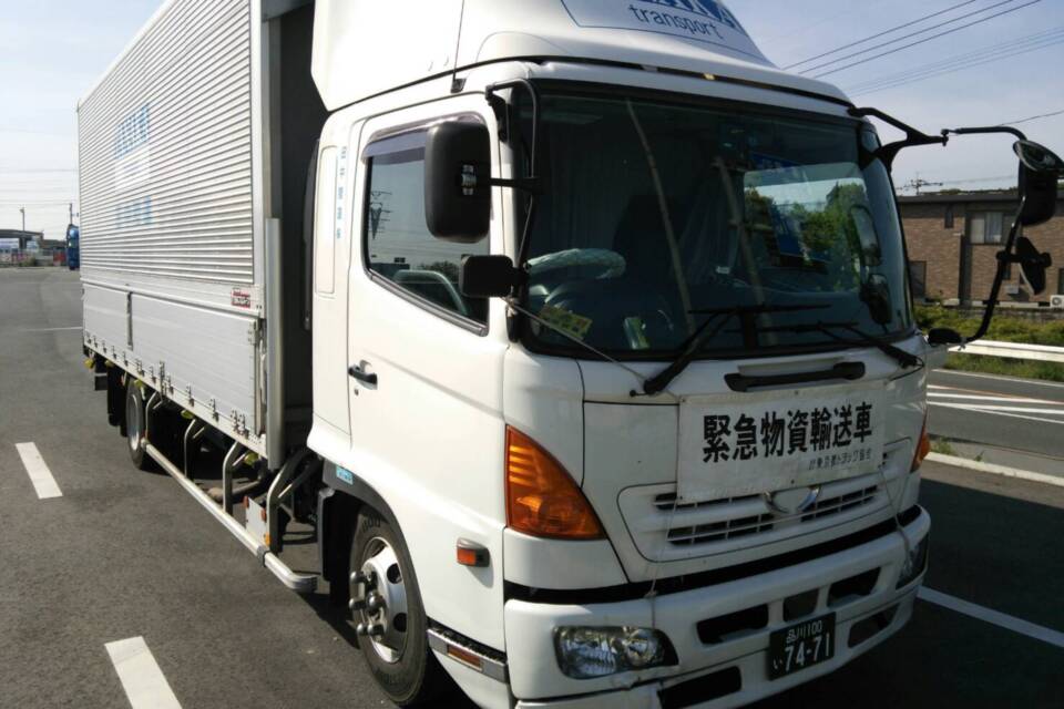 熊本地震の際には、トラックで救援物資を輸送