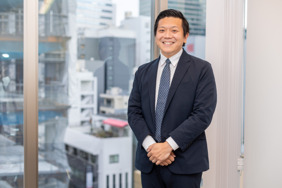 今回お話をお伺いした代表社員の楠美さん。