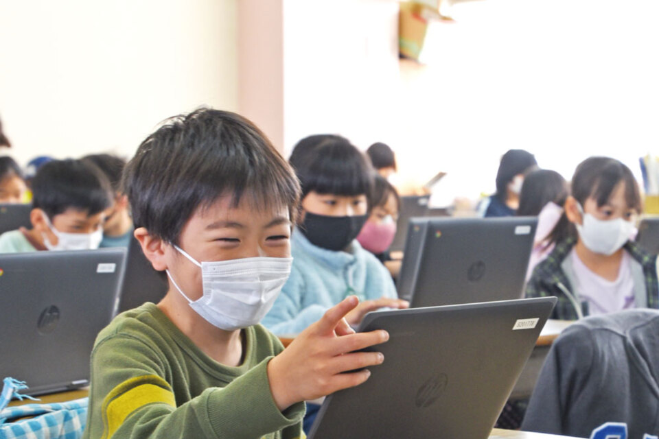 こどもたち一人ひとりに最適なICT教育を提供するため