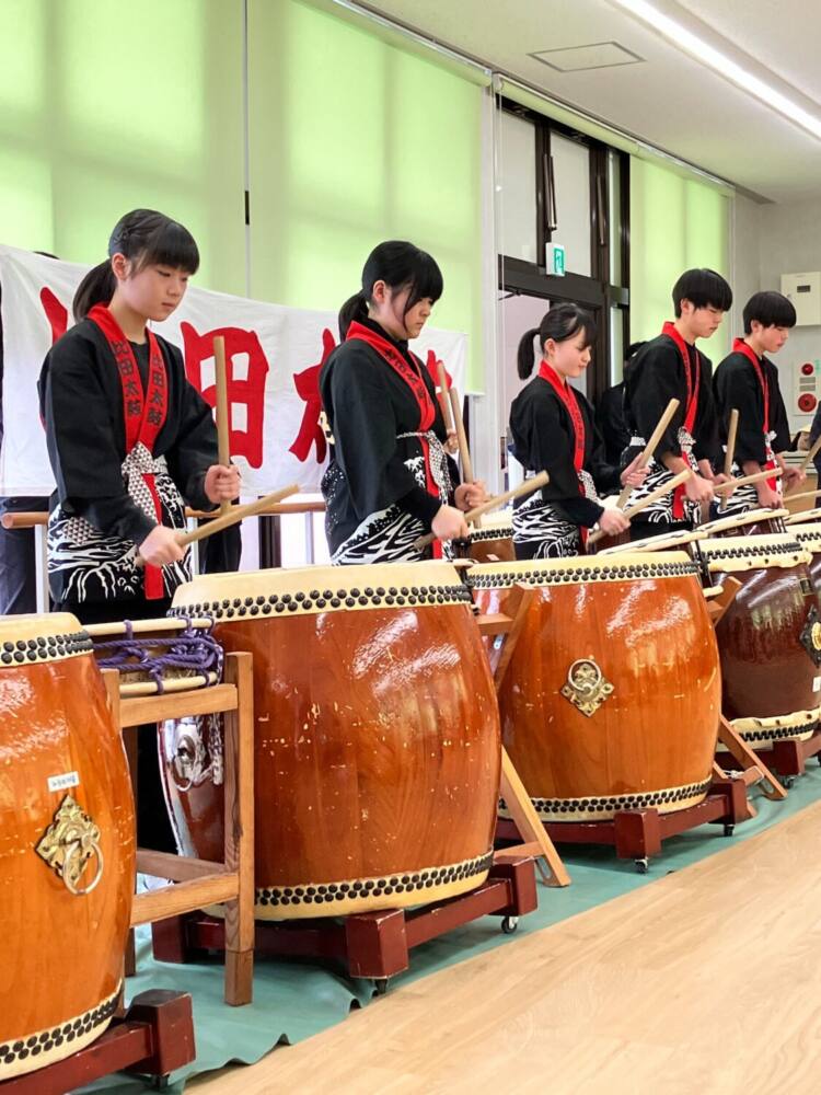 比田太鼓の披露